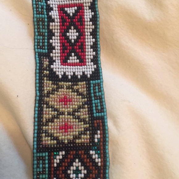 Cool beaded belt - Picture 3 of 4